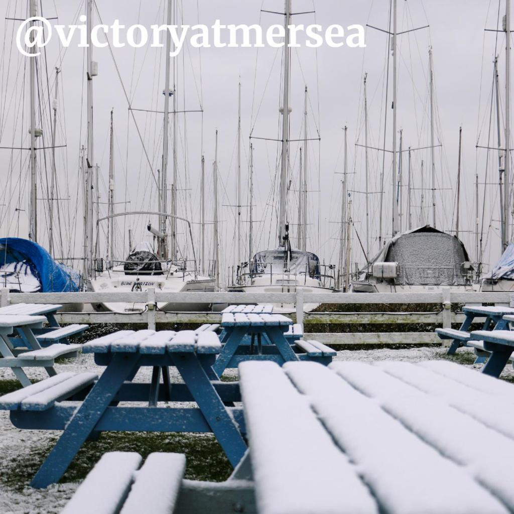 The Victory At Mersea Уэст-Мерси Экстерьер фото